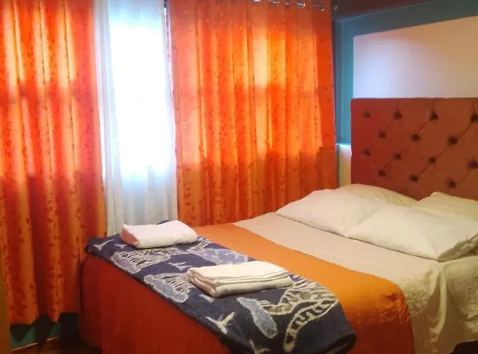 Hostal Ollantaytambo Apartments *