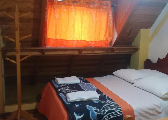 Hostal Ollantaytambo Apartments Hotel *